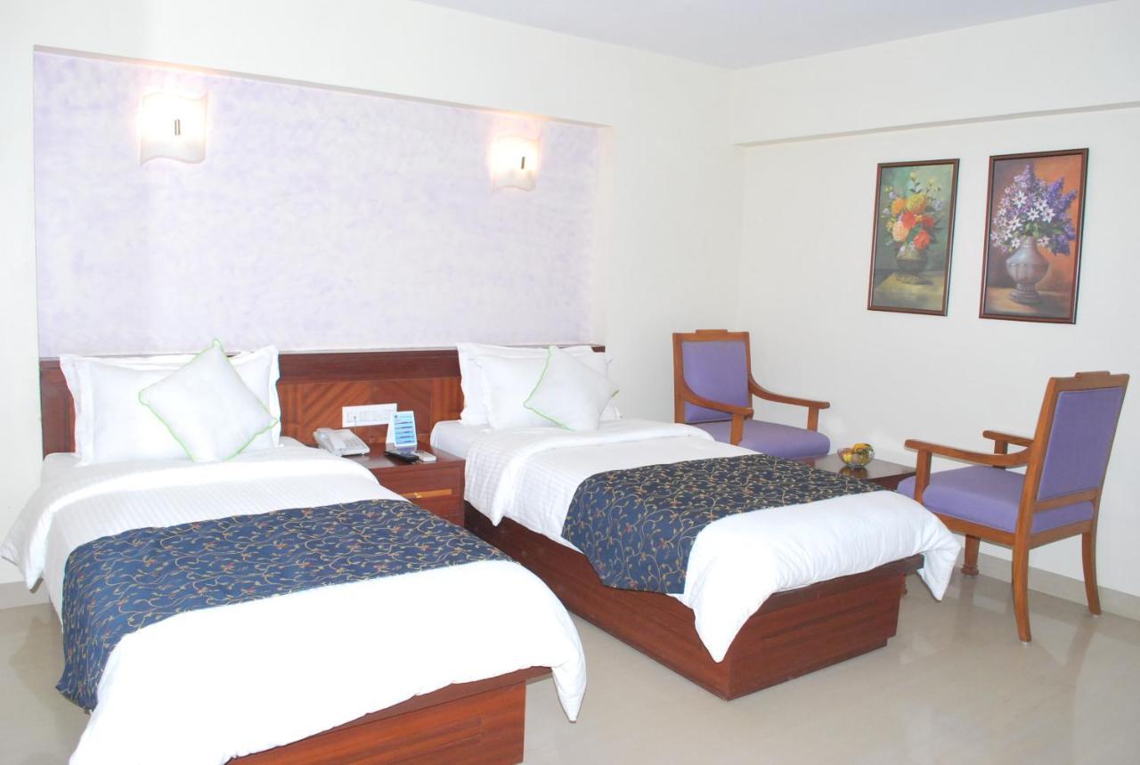 Hotel Abigail Regency Shirdi Luaran gambar