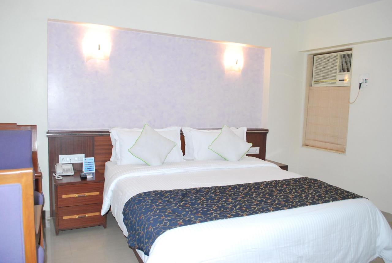 Hotel Abigail Regency Shirdi Luaran gambar