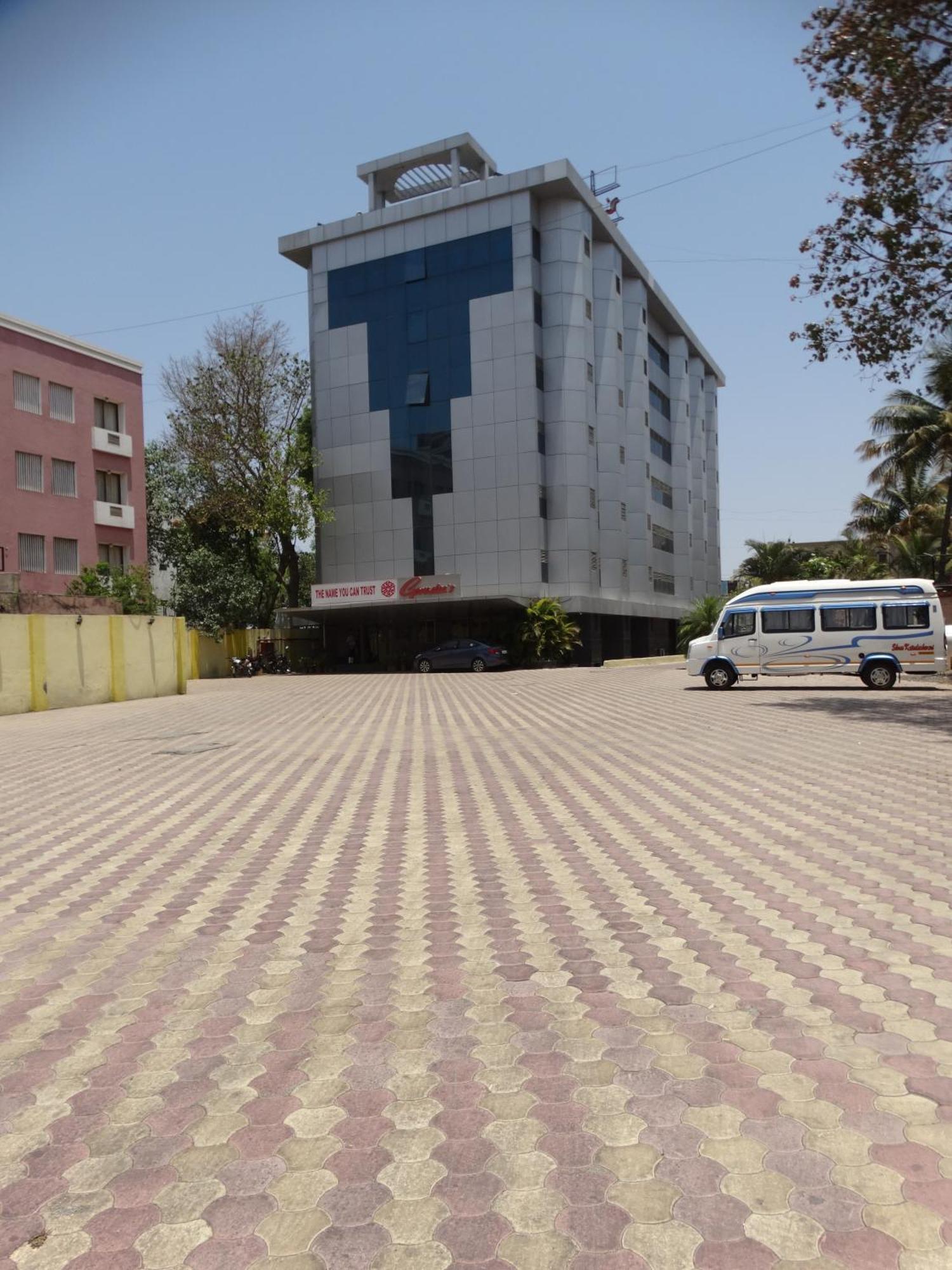 Hotel Abigail Regency Shirdi Luaran gambar