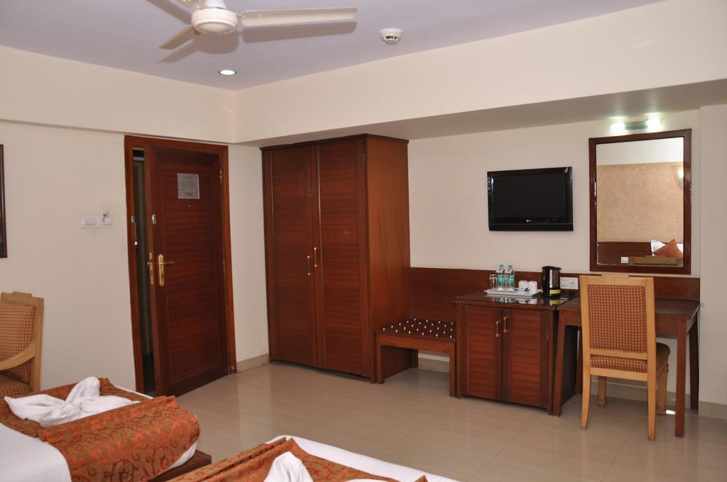 Hotel Abigail Regency Shirdi Luaran gambar