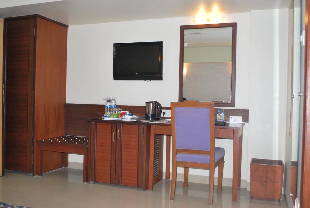 Hotel Abigail Regency Shirdi Luaran gambar
