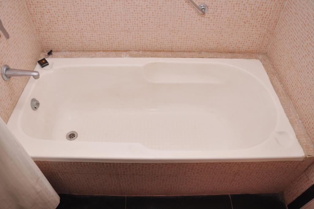 Hotel Abigail Regency Shirdi Luaran gambar
