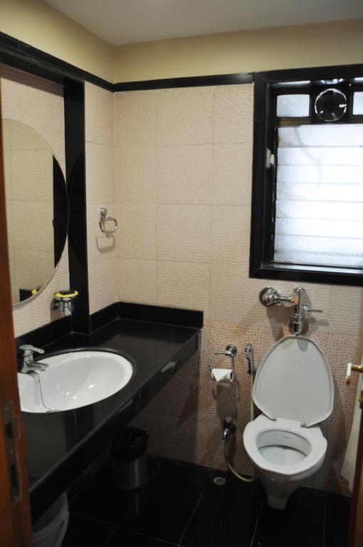 Hotel Abigail Regency Shirdi Luaran gambar