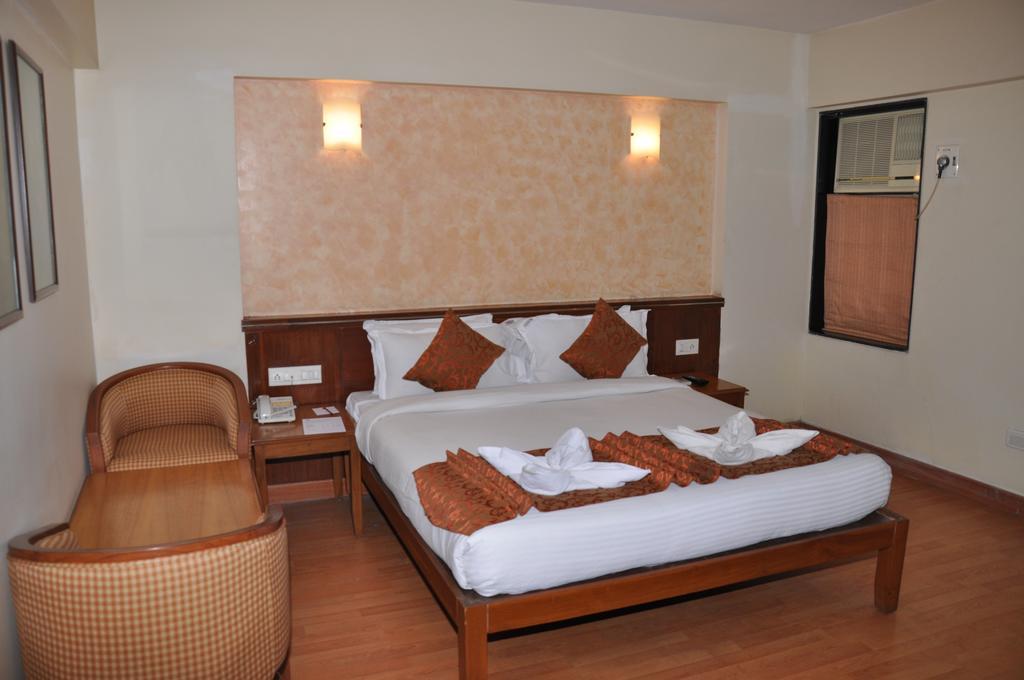 Hotel Abigail Regency Shirdi Luaran gambar
